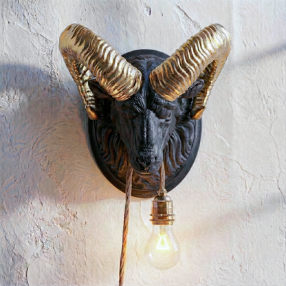 Aries Lamp Black/Gold