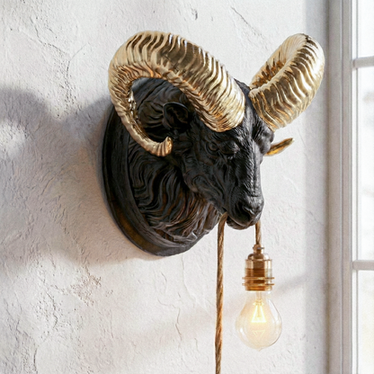 Aries Lamp Black/Gold